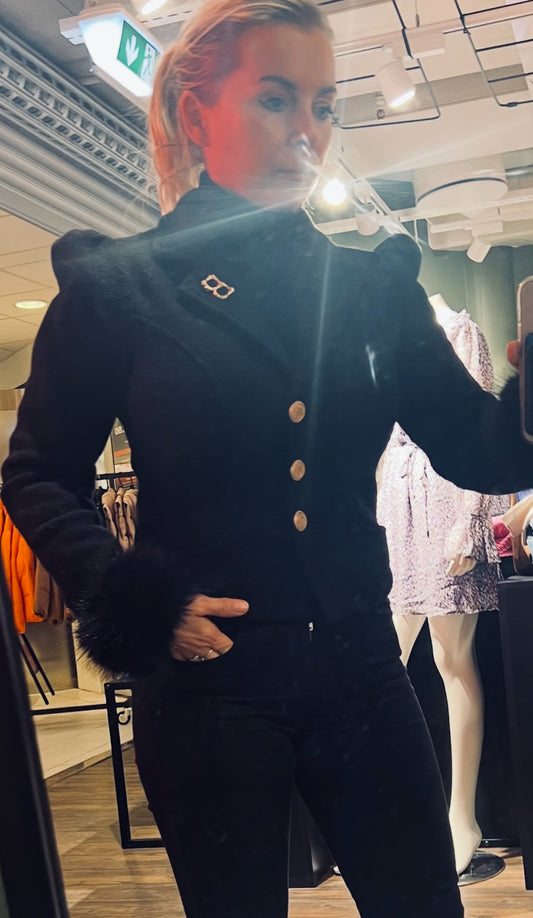 Ull dressjakke